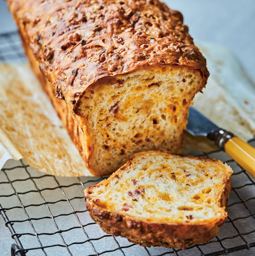 PAIN au FROMAGE + BACON